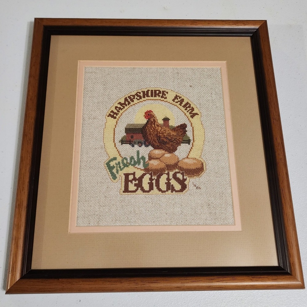 VTG 1986 Hampshire Farm Fresh Eggs Cross Stitch‎ Framed Wall Art Farmhouse Decor